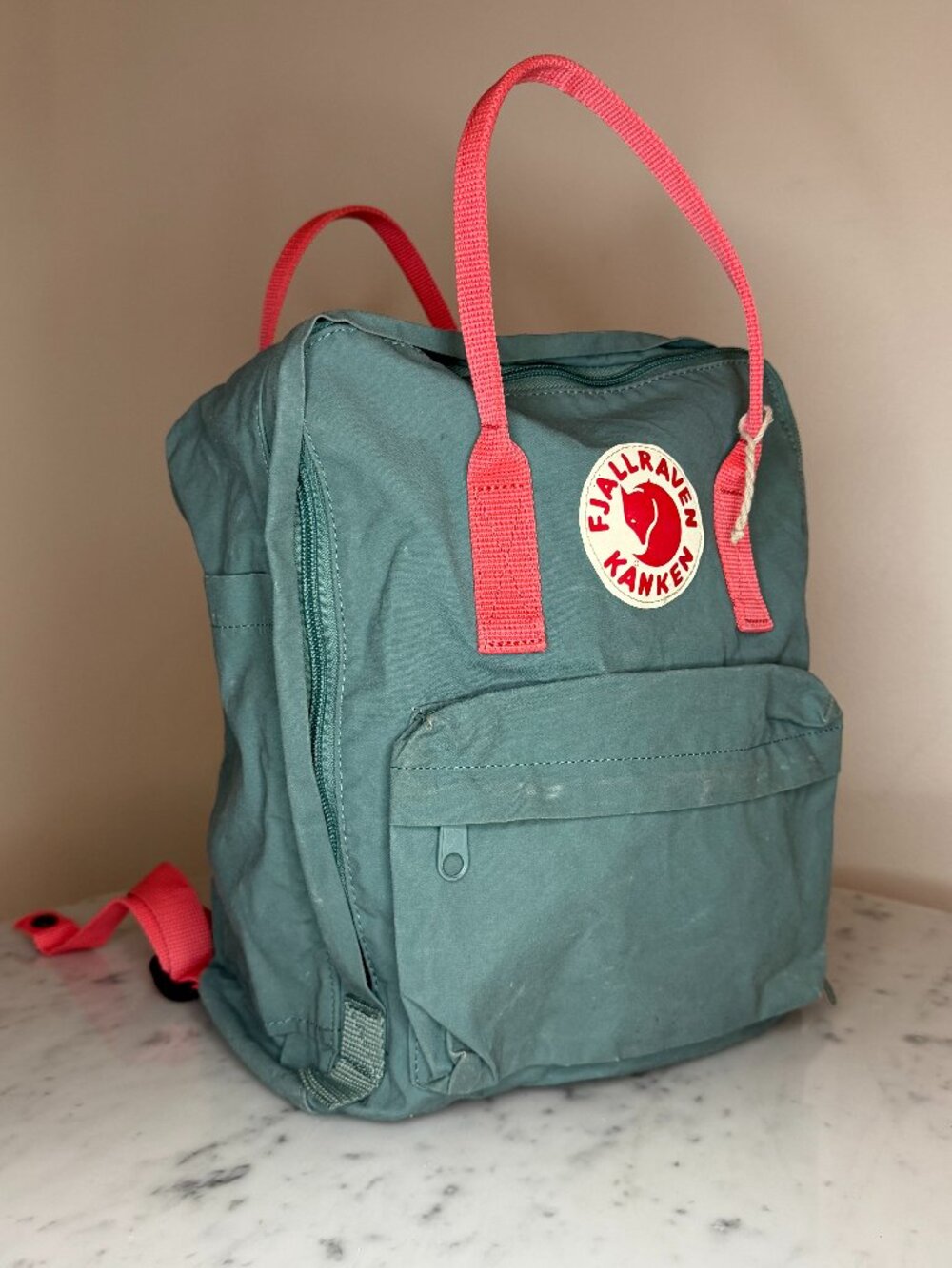 Fjallraven Kanken Classic Backpack Sky Blue with Pink Straps